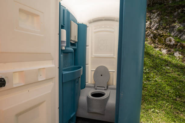 Portable Toilet Options We Offer in Columbus, KS